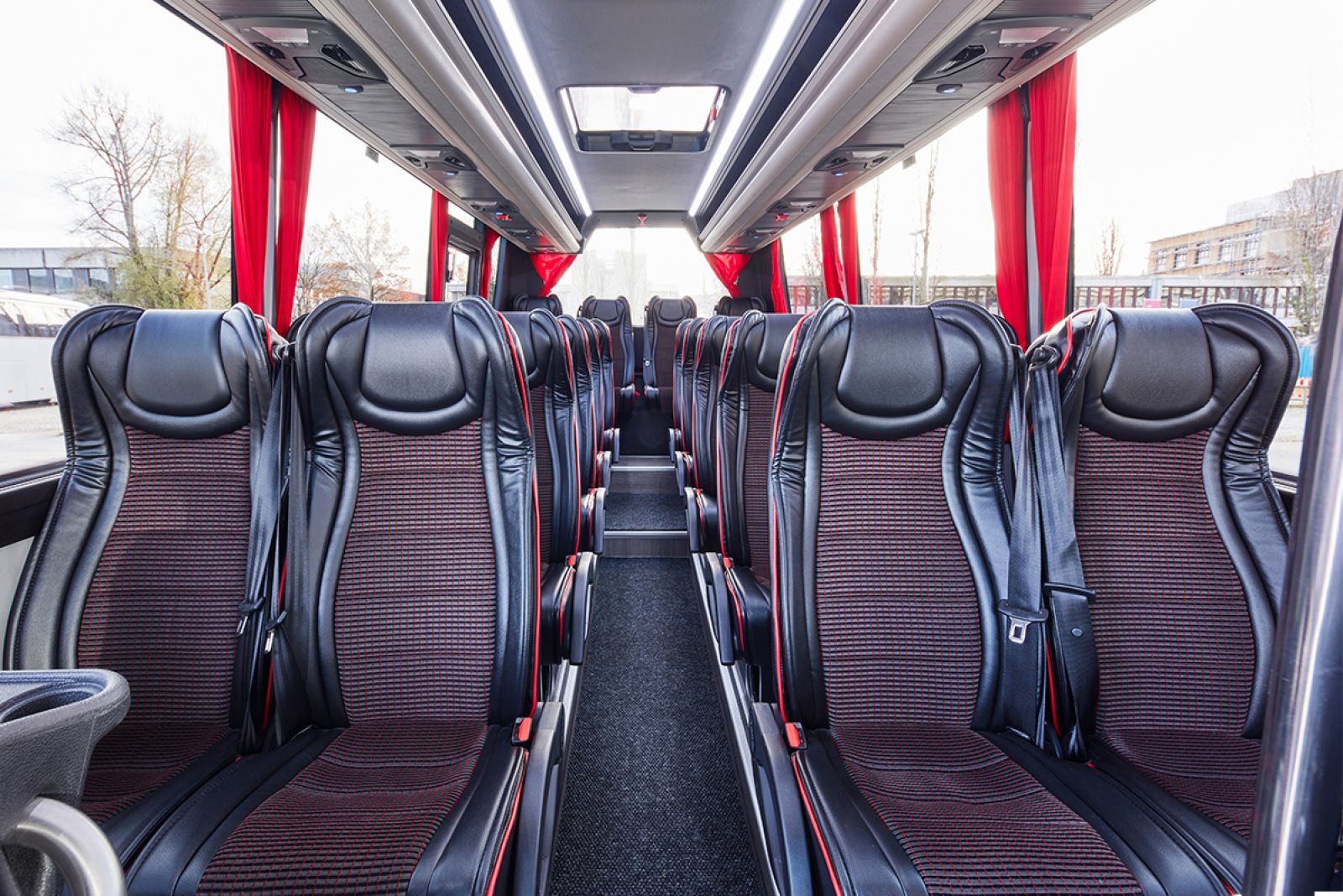 Mercedes Benz Sprinter  519 CDI PRO Innenansicht.